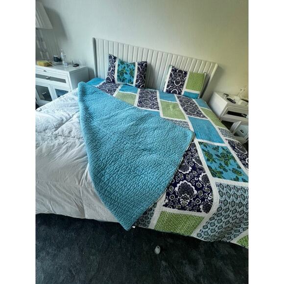 Boho colorful Lauren Hart coverlet and pillow shams queen/full size - Picture 4 of 13